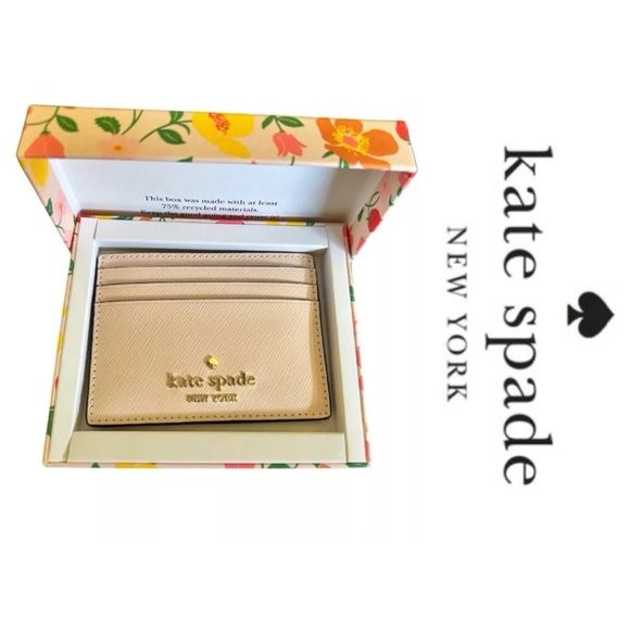 kate spade Accessories - KATE SPADE Card Holder in Gift Box